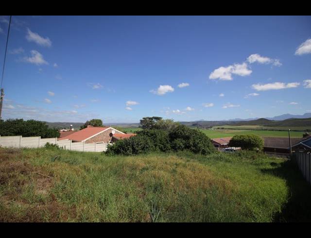 LAND FOR SALE IN FRAAIUITSIG